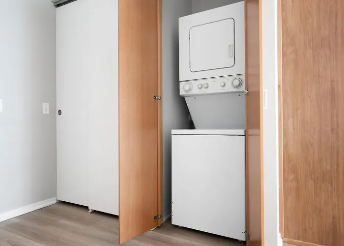 Streeterville 2br W Lounge Pool Nr Riverwalk Chi-1003 Chicago