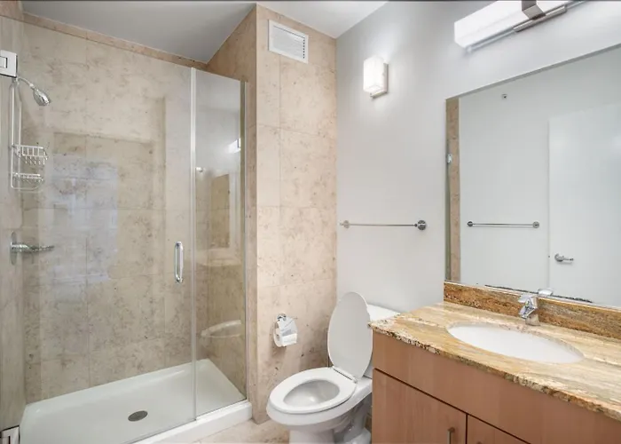 Streeterville 2br W Lounge Pool Nr Riverwalk Chi-1003 *