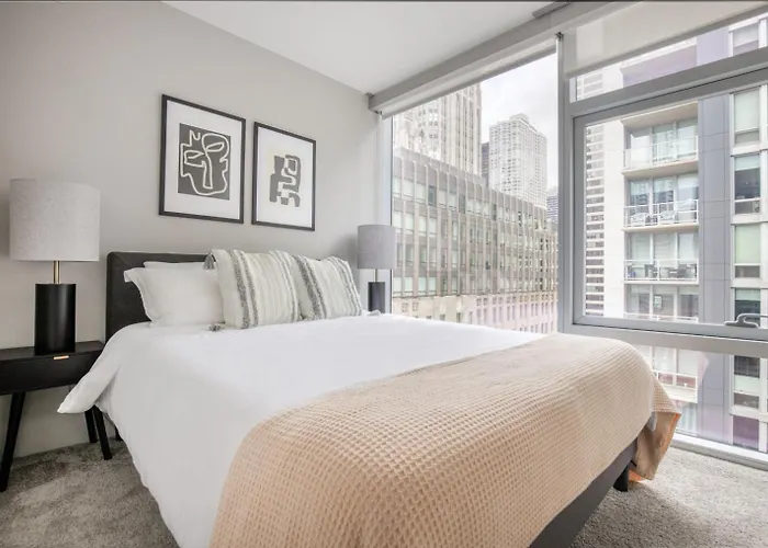 Streeterville 2br W Lounge Pool Nr Riverwalk Chi-1003 *