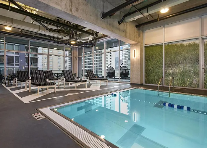 Streeterville 2br W Lounge Pool Nr Riverwalk Chi-1003