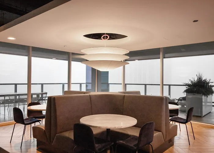 Streeterville 2br W Lounge Pool Nr Riverwalk Chi-1003